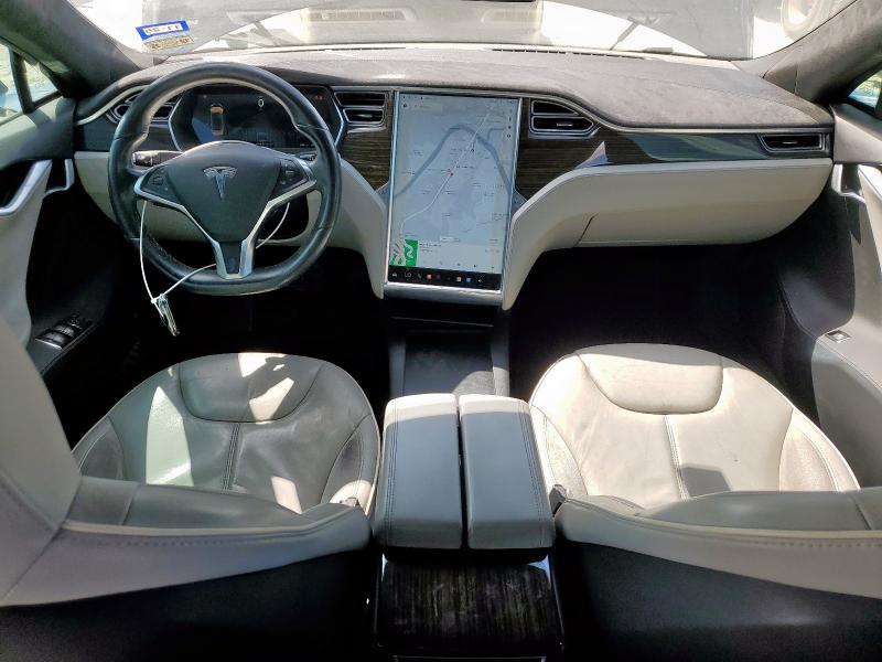 5YJSA1H15EFP63388 - 2014 TESLA MODEL S Grau Foto 8