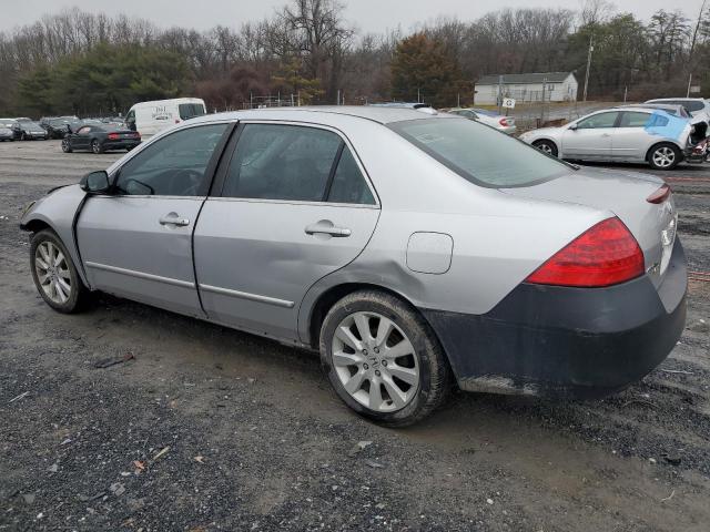 1HGCM665X7A028773 - 2007 HONDA ACCORD EX SILVER photo 2