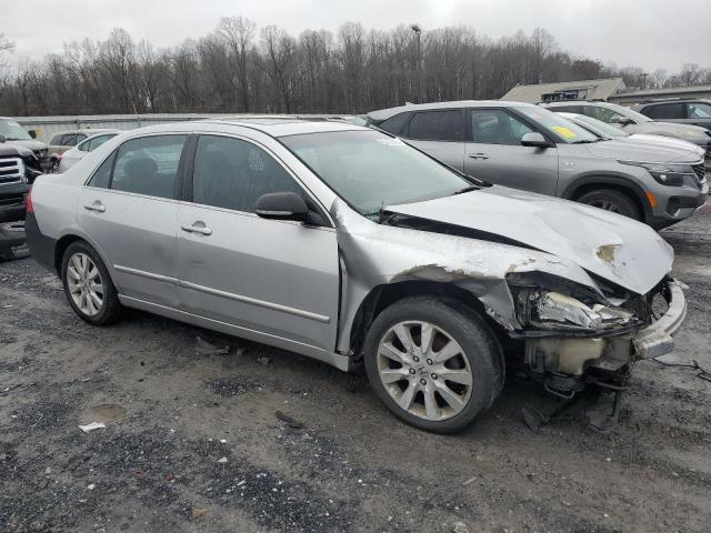 1HGCM665X7A028773 - 2007 HONDA ACCORD EX SILVER photo 4