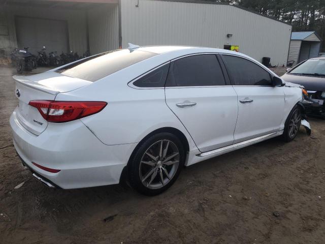 5NPE34AB2FH049958 - 2015 HYUNDAI SONATA SPORT WHITE photo 3