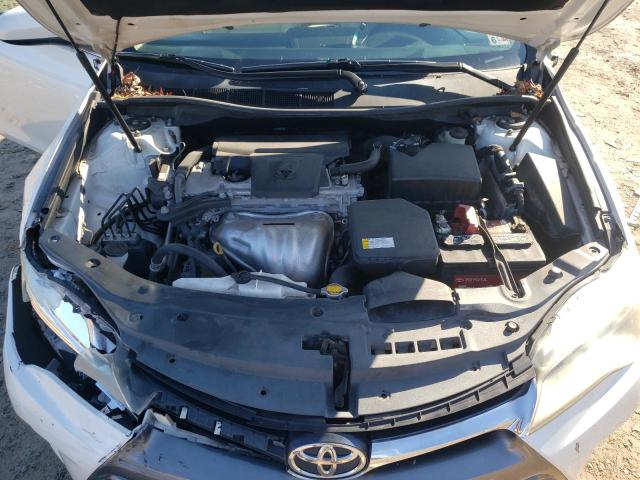 4T1BF1FK7FU087625 - 2015 TOYOTA CAMRY LE WHITE photo 11