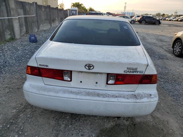 4T1BG22K81U868204 - 2001 TOYOTA CAMRY CE WHITE photo 6