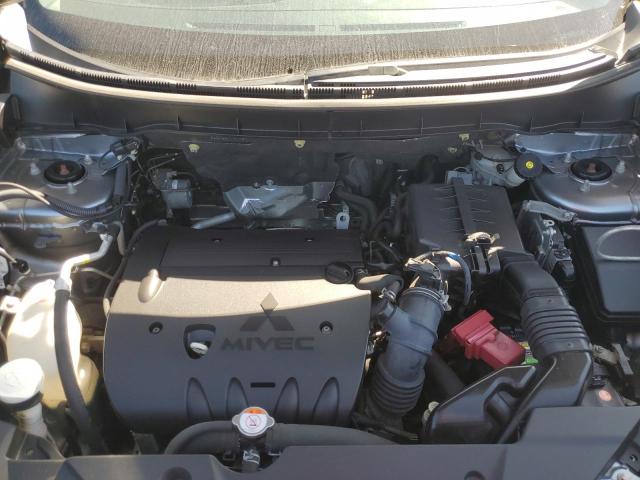 JA4AR3AU8LU018072 - 2020 MITSUBISHI OUTLANDER ES 银色 照片 12