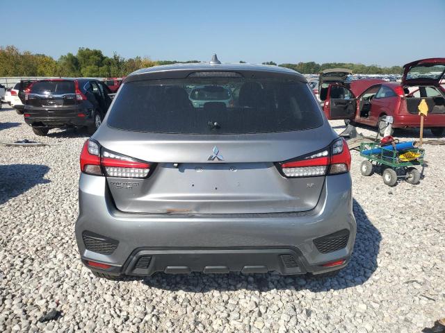 JA4AR3AU8LU018072 - 2020 MITSUBISHI OUTLANDER ES 银色 照片 6