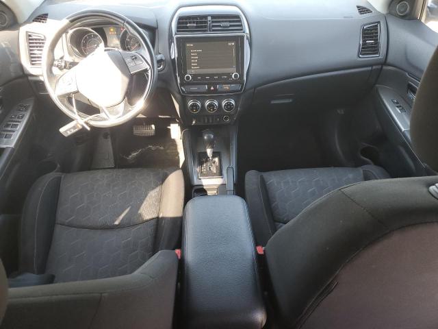 JA4AR3AU8LU018072 - 2020 MITSUBISHI OUTLANDER ES 银色 照片 8