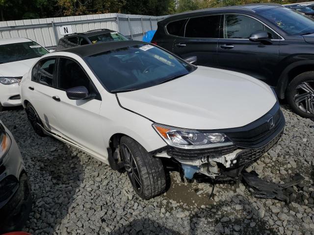 1HGCR2F52HA279864 - 2017 HONDA ACCORD SPORT WHITE photo 4