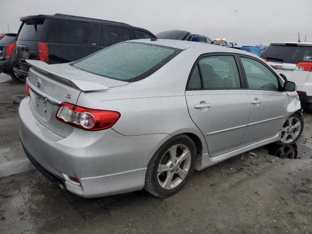 5YFBU4EE4CP008685 - 2012 TOYOTA COROLLA BASE SILVER photo 3