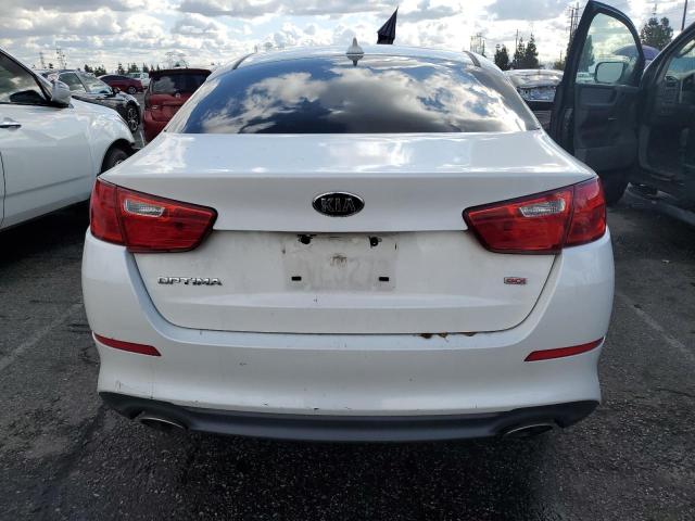 KNAGM4A75F5642406 - 2015 KIA OPTIMA LX WHITE photo 6