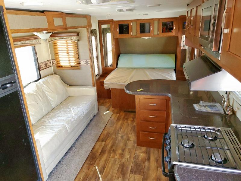 4YDT23R27DT413886 - 2014 KEYSTONE PASSPORT თეთრი ფოტო 5