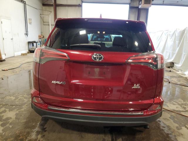 2T3BFREV4JW754533 - 2018 TOYOTA RAV4 LE Rot Foto 6