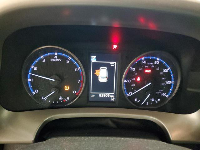 2T3BFREV4JW754533 - 2018 TOYOTA RAV4 LE Rot Foto 9