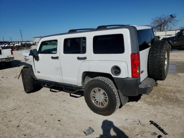 5GTEN13E388174252 - 2008 HUMMER H3 WHITE photo 2