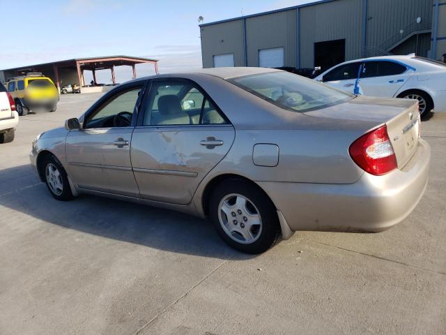 4T1BF32K82U015148 - 2002 TOYOTA CAMRY LE TAN photo 2