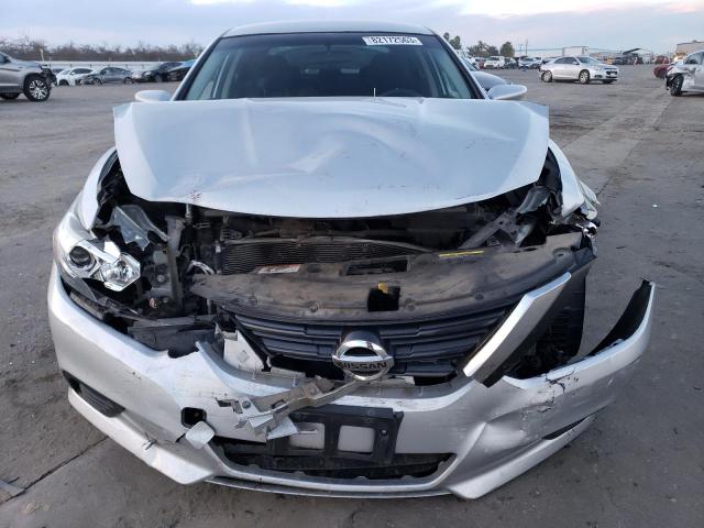 1N4AL3AP6HC497564 - 2017 NISSAN ALTIMA 2.5 SILVER photo 5