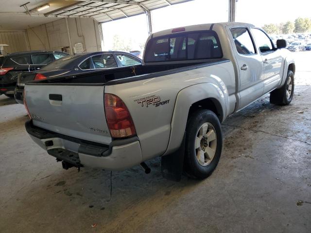 5TEMU52N68Z545160 - 2008 TOYOTA TACOMA DOUBLE CAB LONG BED SILVER photo 3