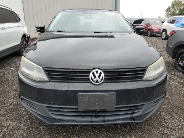3VWDZ7AJXBM320365 - 2011 VOLKSWAGEN JETTA SE BLACK photo 5