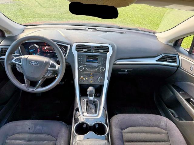 3FA6P0H71FR164038 - 2015 FORD FUSION SE RED photo 9