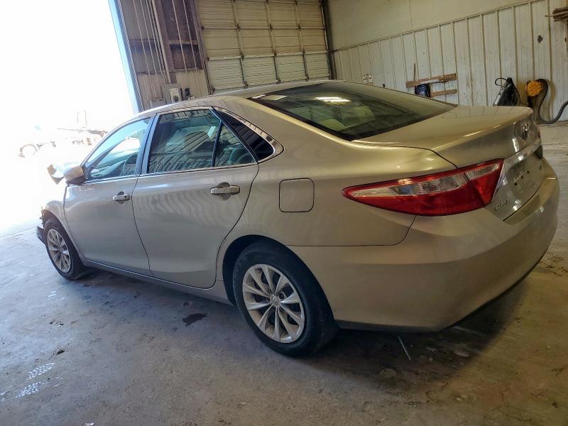 4T1BF1FK3HU759165 - 2017 TOYOTA CAMRY LE GOLD photo 2