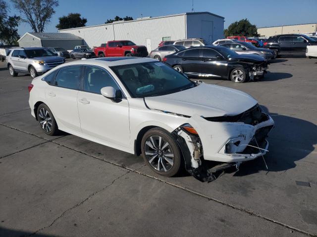 2HGFE1F76RH313263 - 2024 HONDA CIVIC EX WHITE photo 4