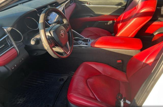 4T1B61HK5JU031589 - 2018 TOYOTA CAMRY XSE Белый фото 5