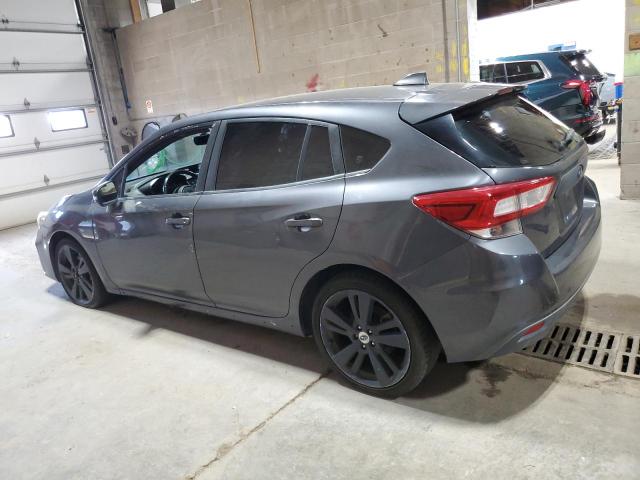 4S3GTAK61J3720436 - 2018 SUBARU IMPREZA SPORT ნაცრისფერი ფოტო 2