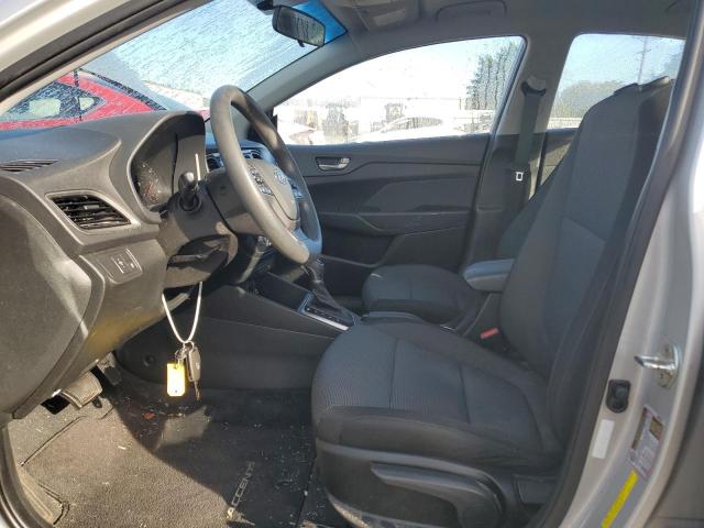 3KPC24A3XJE017405 - 2018 HYUNDAI ACCENT SE 银色 照片 7