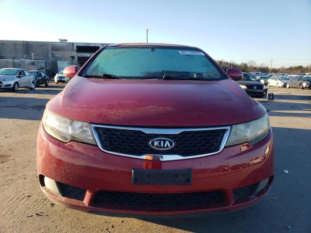 KNAFU4A23D5715768 - 2013 KIA FORTE EX RED photo 5