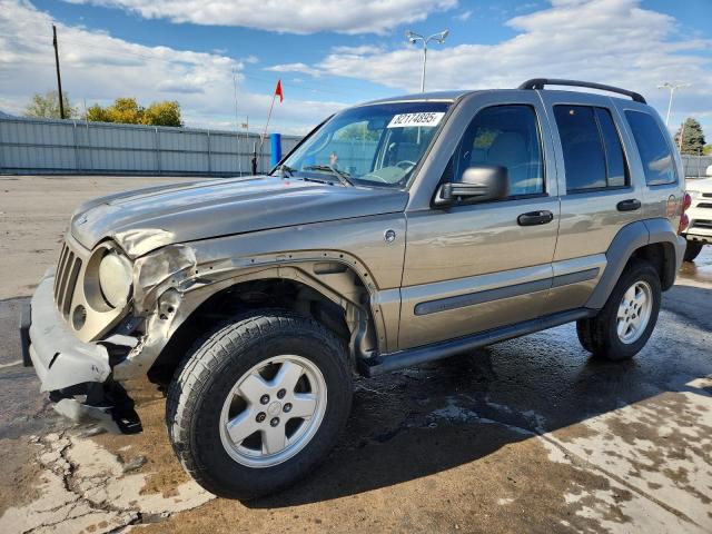 2005 JEEP LIBERTY SPORT, 
