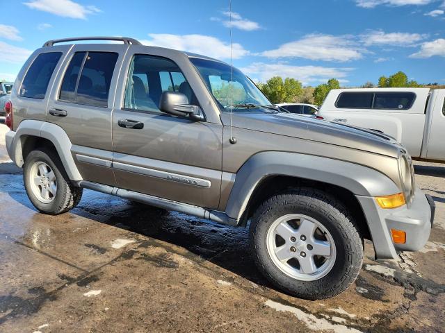 1J4GL48K55W552529 - 2005 JEEP LIBERTY SPORT Qəhvəyi foto 4