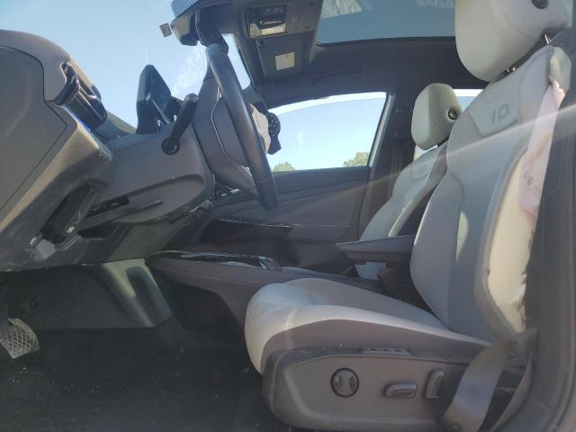 WVGKMPE2XMP058948 - 2021 VOLKSWAGEN ID.4 PRO S თეთრი ფოტო 7