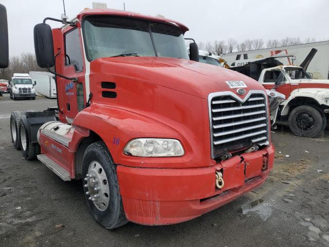 1M1AE07Y8YW006154 - 2000 MACK 600 CX600 RED photo 1