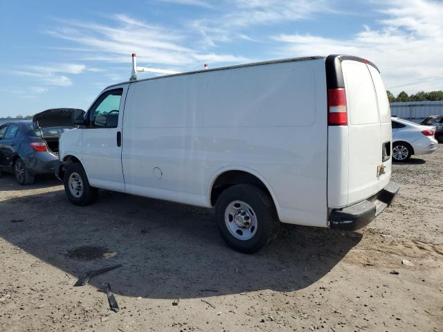 1GCWGFBA4B1162709 - 2011 CHEVROLET EXPRESS Ақ фото 2