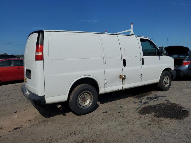 1GCWGFBA4B1162709 - 2011 CHEVROLET EXPRESS Ақ фото 3