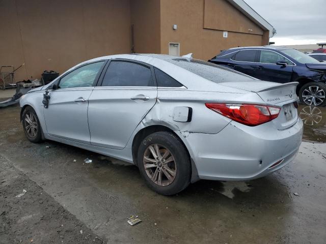 5NPEB4AC3DH660087 - 2013 HYUNDAI SONATA GLS GRAY photo 2