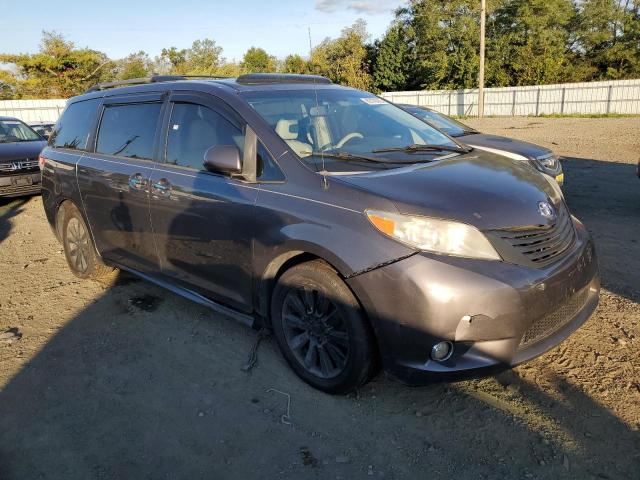 5TDDK3DC0ES072855 - 2014 TOYOTA SIENNA XLE 灰色 照片 4