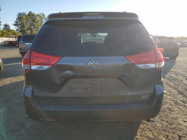 5TDDK3DC0ES072855 - 2014 TOYOTA SIENNA XLE 灰色 照片 6