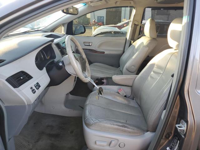 5TDDK3DC0ES072855 - 2014 TOYOTA SIENNA XLE 灰色 照片 7