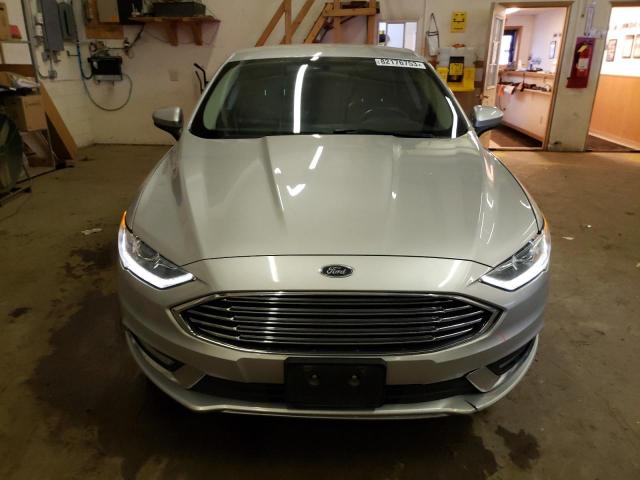 3FA6P0T97HR159910 - 2017 FORD FUSION SE SILVER photo 5