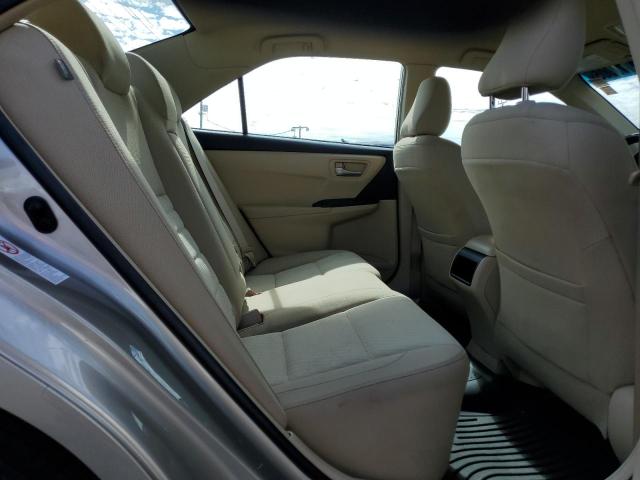 4T4BF1FK6GR519578 - 2016 TOYOTA CAMRY LE SILVER photo 10