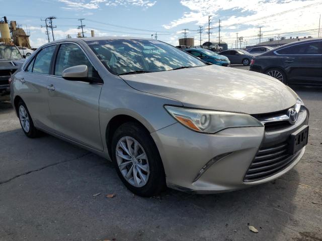 4T4BF1FK6GR519578 - 2016 TOYOTA CAMRY LE SILVER photo 4