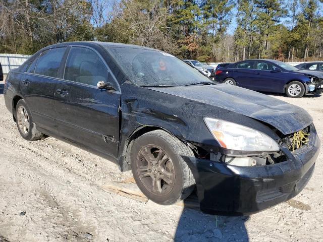 1HGCM56367A098909 - 2007 HONDA ACCORD SE BLACK photo 4