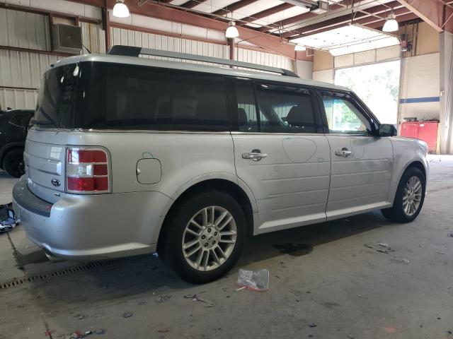 2FMHK6C88JBA14158 - 2018 FORD FLEX SEL SILVER photo 3