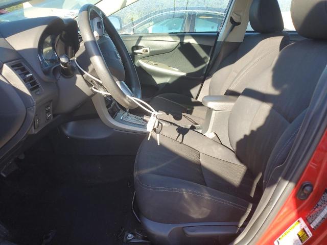 2T1BU4EE8CC766058 - 2012 TOYOTA COROLLA BASE RED photo 7