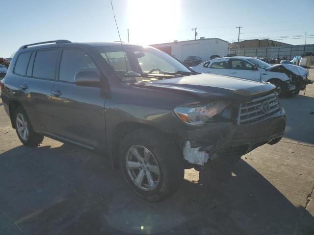 5TDZA3EH1AS004190 - 2010 TOYOTA HIGHLANDER GRAY photo 4