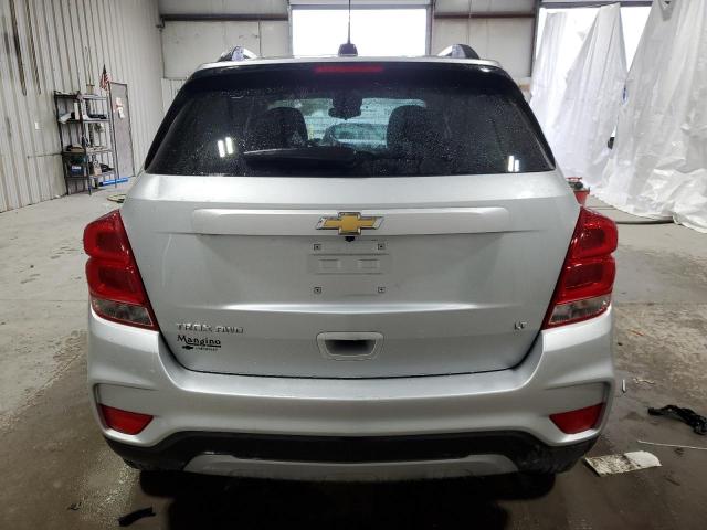 3GNCJPSB4LL210388 - 2020 CHEVROLET TRAX 1LT SILVER photo 6