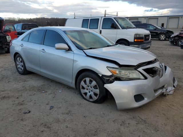 4T1BF3EKXBU140938 - 2011 TOYOTA CAMRY BASE SILVER photo 4