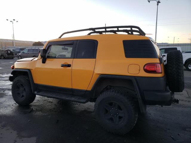 JTEBU11F070076927 - 2007 TOYOTA FJ CRUISER YELLOW photo 2