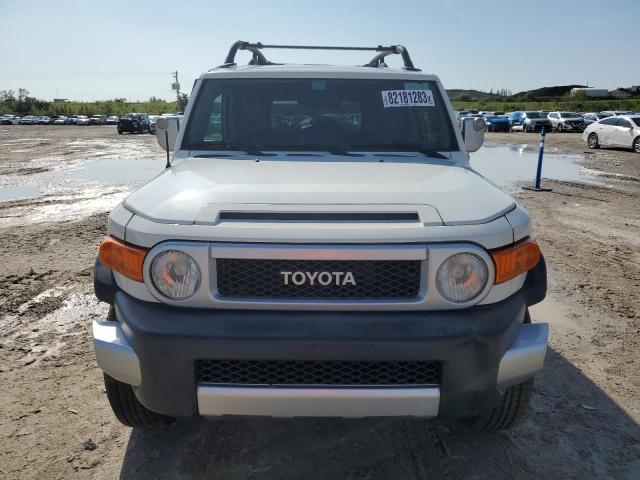 JTEBU4BF4EK181973 - 2014 TOYOTA FJ CRUISER WHITE photo 5