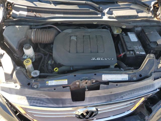 2V4RW3DG6BR669497 - 2011 VOLKSWAGEN ROUTAN SE CHARCOAL photo 12