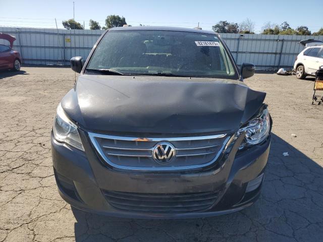 2V4RW3DG6BR669497 - 2011 VOLKSWAGEN ROUTAN SE CHARCOAL photo 5